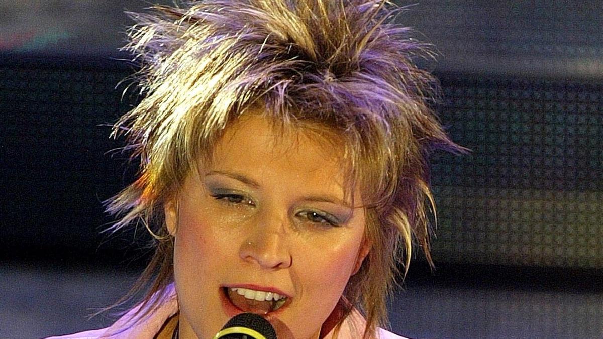 FC1F5CD1-5C41-4922-9B6F-F0E0F50653B5