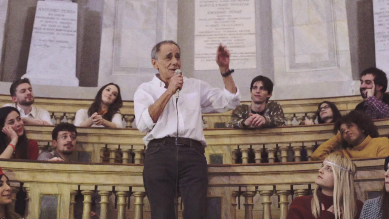 A330BD54-3D14-4FDF-BD08-7AF4FF92C20D