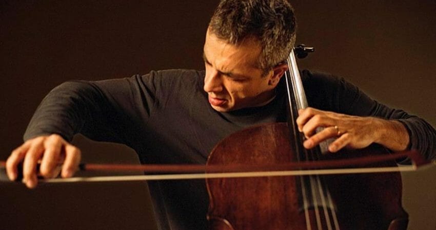 Giovanni-Sollima_imagefullwide-850x450