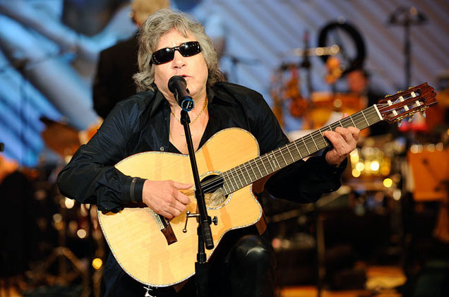 jose-feliciano-latin-hall-of-fame-show-650-430.jpg