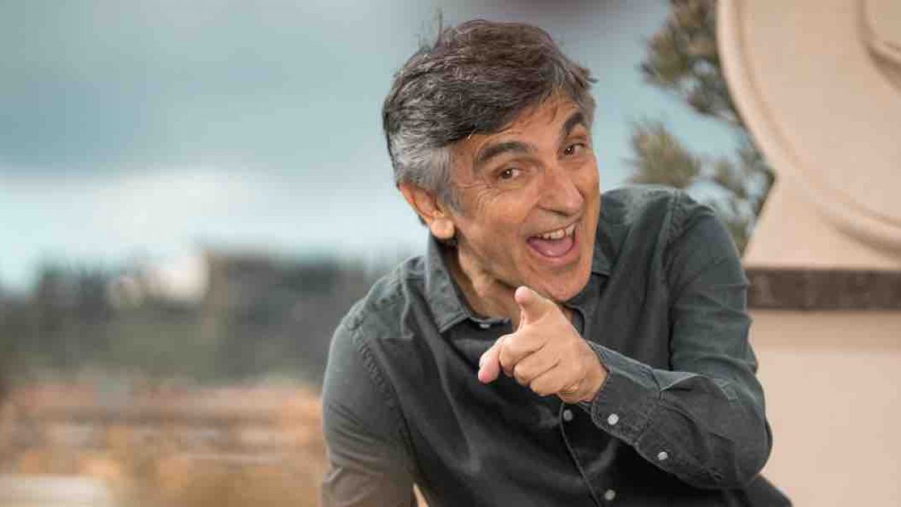 8E0ED8A6-648A-41BD-A52A-49FED44E730C